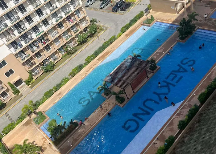 Aparthotel Gold-themed With Balcony And Free Pool Access Suba Basbas